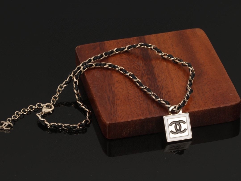 Ch**el necklaces